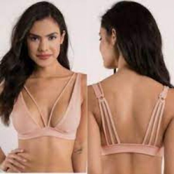 ❤️ Beach Bunny Larson Blush High Apex Halter Bikini Top - Picture 3 of 14
